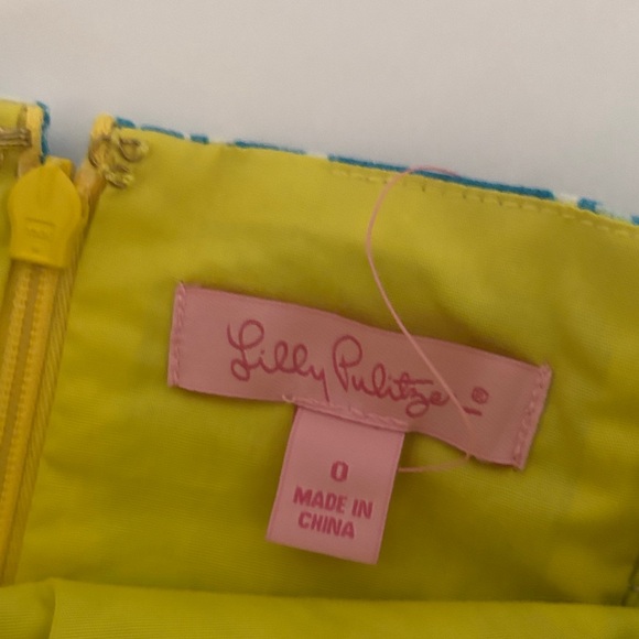 Lilly Pulitzer Lion In Sun Ariel  Blue White Floral Mini Dress  with Yellow Trim - Picture 8 of 8